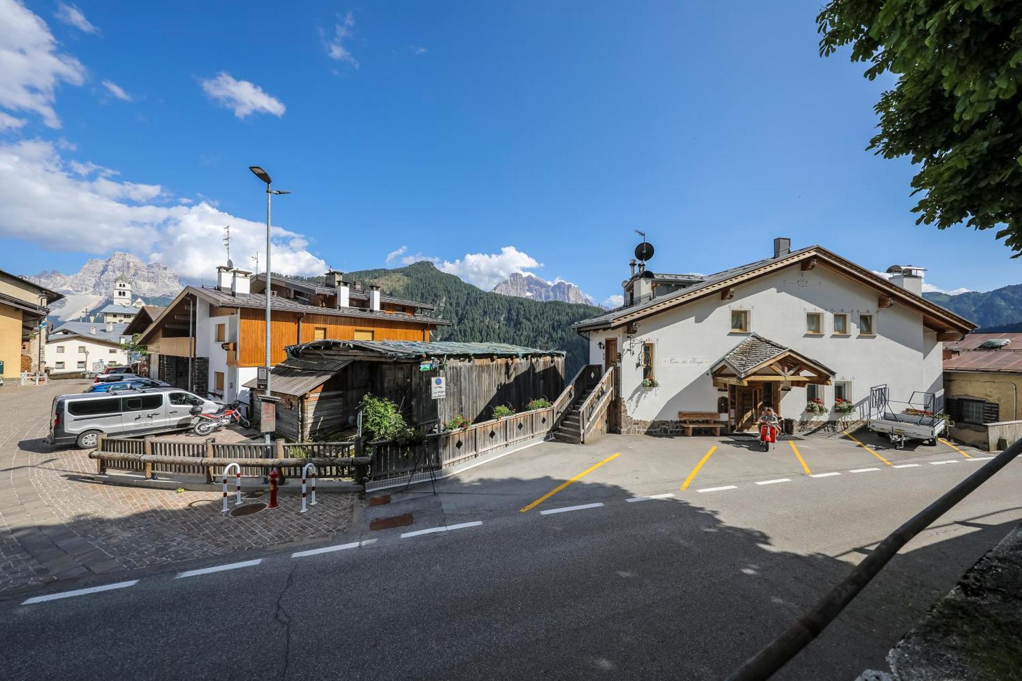 Garnì Cèsa dele Angele Colle Santa Lucia Exterior foto